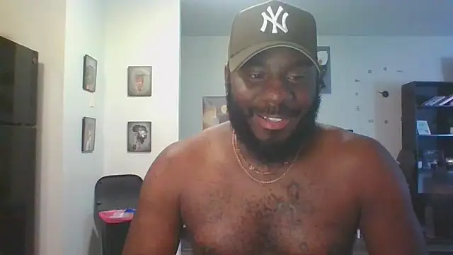 Snapshot of Stayinalive1992 chatting on September 15, 2025, 3:45 pm Stayinalive1992 online show from September 15, 2025, 3:45 pm