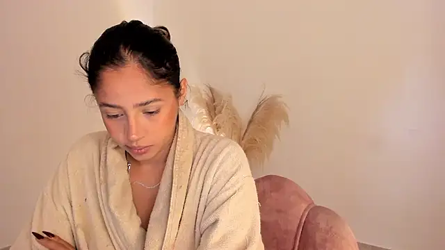 amelie murphy  online show from March 24, 2026, 6:24 pm