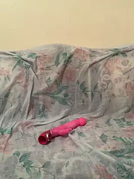 Snapshot of Layla-daloua chatting on October 5, 2025, 5:22 pm Layla-daloua online show from October 5, 2025, 5:22 pm