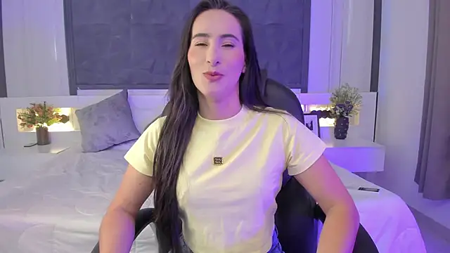 SaraGomez1 online show from March 1, 2026, 4:20 pm