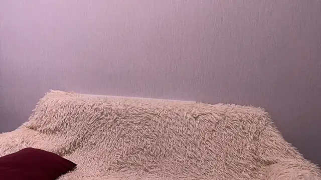 moundliicht1 online show from December 20, 2025, 8:05 pm