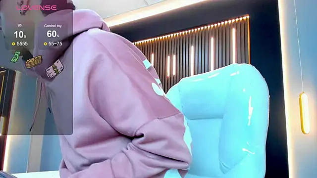 Lobo 17  online show from February 28, 2026, 3:40 am