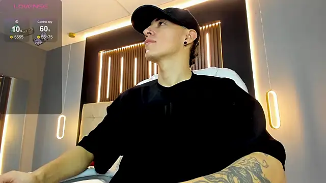 Lobo 17  online show from March 8, 2026, 2:48 am