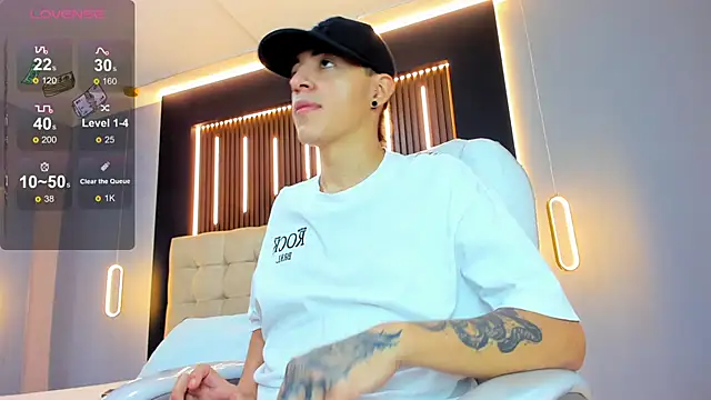 Lobo 17  online show from March 24, 2026, 3:44 am