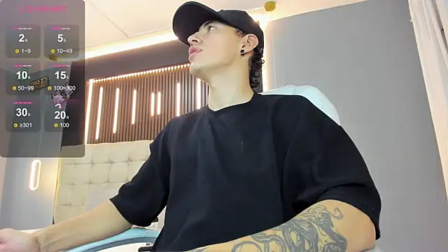 Lobo 17  online show from April 16, 2026, 3:40 am