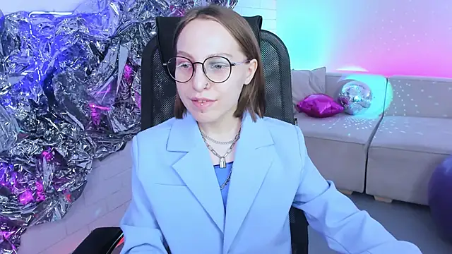 AphexQueen online show from January 26, 2025, 1:15 pm