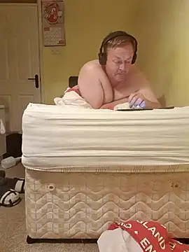 Snapshot of nofacewanker chatting on July 18, 2026, 3:54 am nofacewanker online show from July 18, 2026, 3:54 am