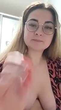 Snapshot of pussyCat_t chatting on February 12, 2026, 5:52 pm pussyCat t online show from February 12, 2026, 5:52 pm