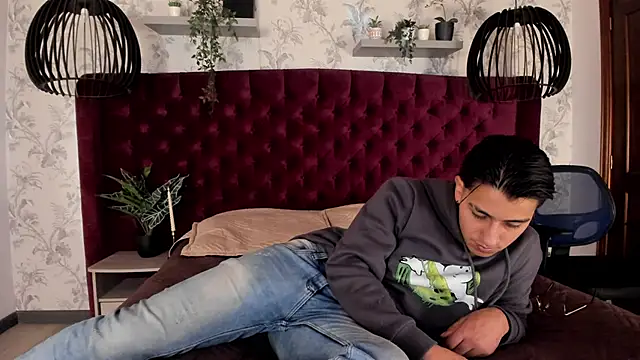 Snapshot of Andy_Joy_ chatting on November 28, 2025, 11:35 am Andy Joy online show from November 28, 2025, 11:35 am