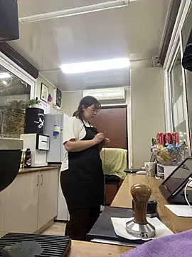 cinnabon  online show from January 19, 2025, 4:36 pm