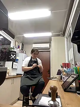 cinnabon  online show from February 5, 2025, 2:37 pm