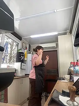 cinnabon  online show from February 17, 2025, 1:21 pm