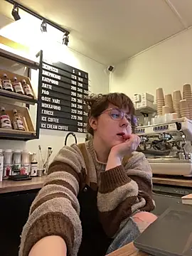 cinnabon  online show from November 24, 2025, 11:54 am