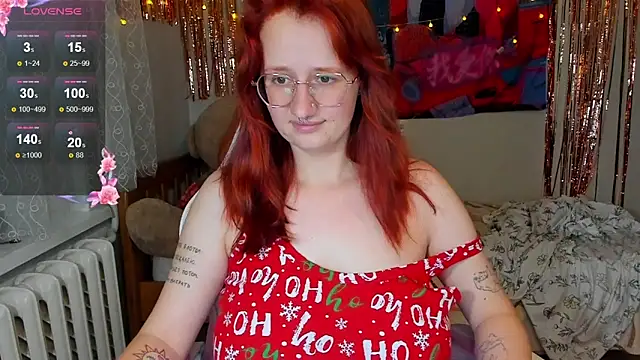 KrisTyBooBsin online show from December 18, 2025, 2:56 pm