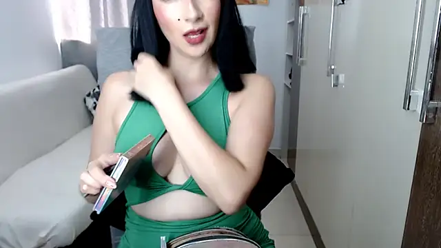 Laura-pervert online show from November 1, 2025, 9:06 pm