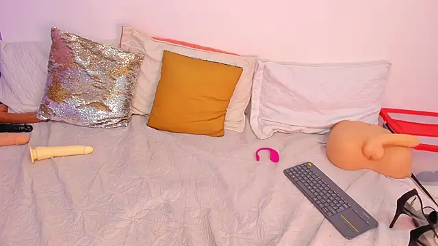 Snapshot of cookplleaser chatting on February 25, 2026, 11:31 am cookplleaser online show from February 25, 2026, 11:31 am