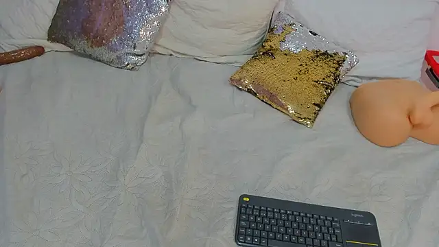 Snapshot of cookplleaser chatting on February 28, 2026, 11:33 am cookplleaser online show from February 28, 2026, 11:33 am