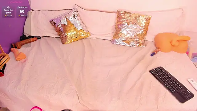 Snapshot of cookplleaser chatting on April 11, 2026, 11:47 am cookplleaser online show from April 11, 2026, 11:47 am