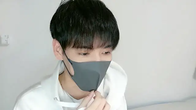 Snapshot of itsme_LEON chatting on February 1, 2026, 1:09 pm itsme LEON online show from February 1, 2026, 1:09 pm