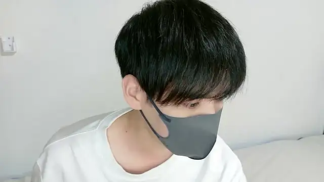 Snapshot of itsme_LEON chatting on March 25, 2026, 1:06 pm itsme LEON online show from March 25, 2026, 1:06 pm