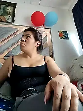 Snapshot of naughty-sharlot chatting on December 6, 2024, 6:17 pm naughty-sharlot online show from December 6, 2024, 6:17 pm