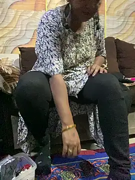 Tameesh sexy mistress online show from December 19, 2025, 5:09 pm