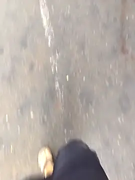 Ishan003 online show from September 21, 2025, 12:56 am