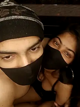 Snapshot of Shalu79 chatting on January 9, 2025, 8:33 pm Shalu79 online show from January 9, 2025, 8:33 pm