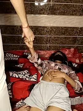 Snapshot of Shalu79 chatting on January 10, 2025, 7:00 pm Shalu79 online show from January 10, 2025, 7:00 pm