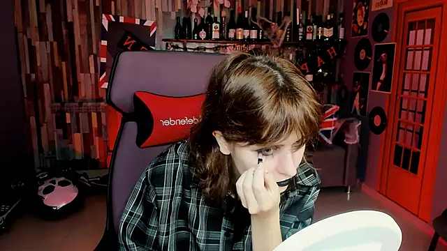 LolaAsmus online show from October 25, 2025, 5:15 am