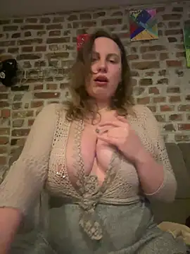 Snapshot of Yanacool007 chatting on February 4, 2026, 9:20 pm Yanacool007 online show from February 4, 2026, 9:20 pm