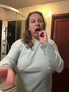 Snapshot of Yanacool007 chatting on February 9, 2026, 1:04 pm Yanacool007 online show from February 9, 2026, 1:04 pm