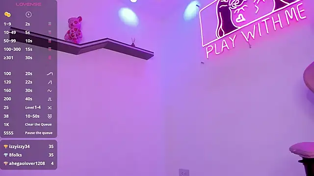 MilaHal  online show from December 8, 2024, 11:40 pm