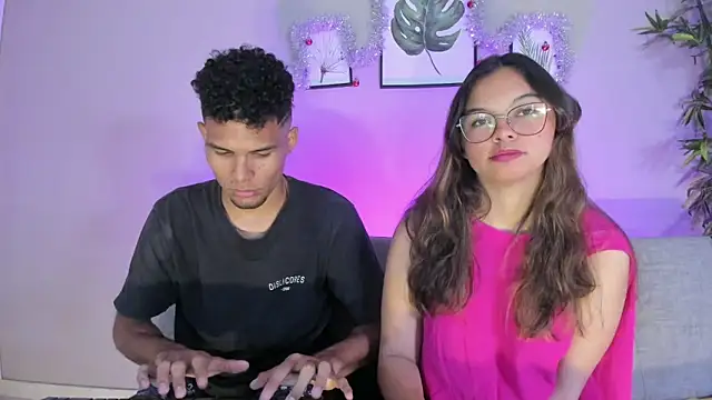 miaa lux online show from December 20, 2024, 10:11 pm