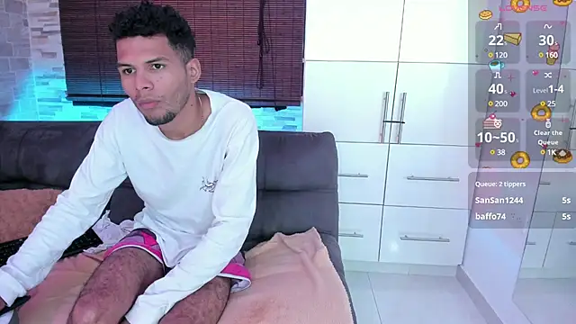 miaa lux online show from January 4, 2025, 9:52 pm