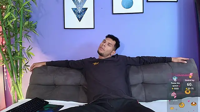 miaa lux online show from March 13, 2025, 6:56 pm