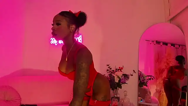 bruneettklaryss online show from April 14, 2026, 5:24 am