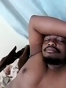 Snapshot of chubbybear322 chatting on September 14, 2025, 12:21 am chubbybear322 online show from September 14, 2025, 12:21 am