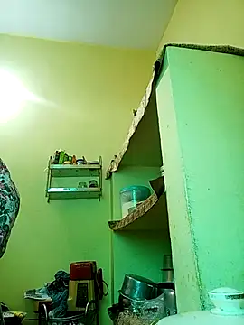 heenage online show from February 27, 2025, 11:10 am