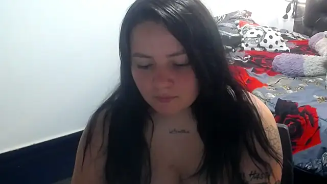 Snapshot of shopyymessyy chatting on January 7, 2025, 9:14 pm shopyymessyy online show from January 7, 2025, 9:14 pm