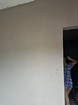 luuhcat09 online show from November 23, 2025, 6:41 pm