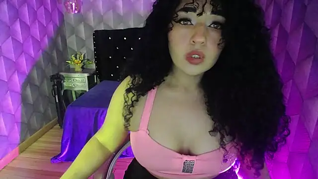 Sofiacowperx online show from February 26, 2025, 1:52 pm