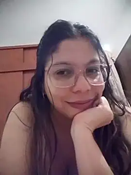 Carliina Soussa online show from May 16, 2026, 12:29 am