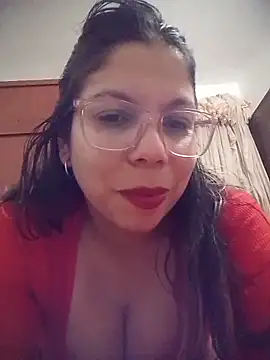 Carliina Soussa online show from May 28, 2026, 12:08 am