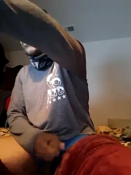 bigboytoy912 online show from April 8, 2026, 6:35 am