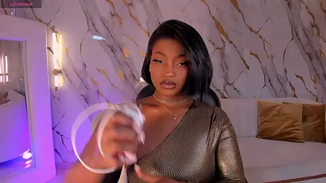 SavannahStorm online show from March 4, 2026, 11:27 am