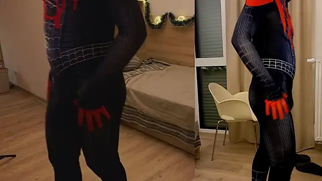 curlyboyy  online show from January 13, 2026, 7:19 pm