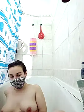 Snapshot of MikaKors chatting on December 2, 2024, 5:04 pm MikaKors online show from December 2, 2024, 5:04 pm