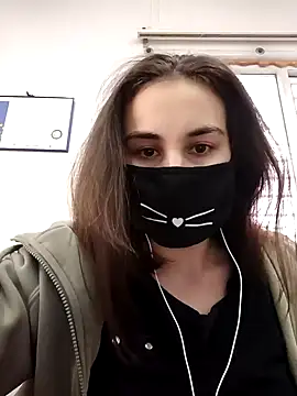 Snapshot of MikaKors chatting on December 19, 2024, 10:45 am MikaKors online show from December 19, 2024, 10:45 am