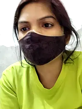 Snapshot of illay_love chatting on February 20, 2025, 5:55 am illay love online show from February 20, 2025, 5:55 am